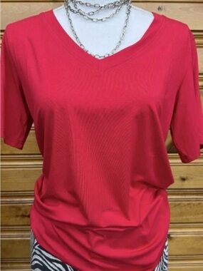 Womens Sterling Kreek Simple Red Tee, NWT